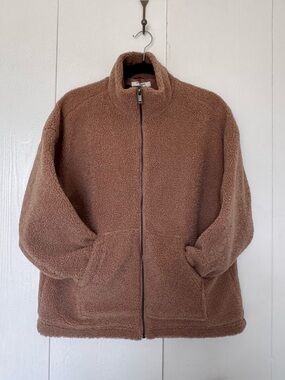 Teddy Fleece Jacket in Brown
